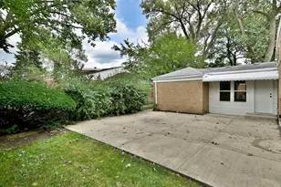 6750 N Kostner Ave, Lincolnwood, IL 60712 - Photo 24