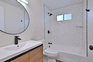 6750 N Kostner Ave, Lincolnwood, IL 60712 - Photo 16