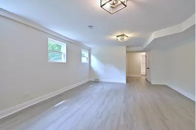 6750 N Kostner Avenue, Lincolnwood, IL 60712 - Photo 14