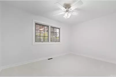 23 Hesterman Drive, Glendale Heights, IL 60139 - Photo 14