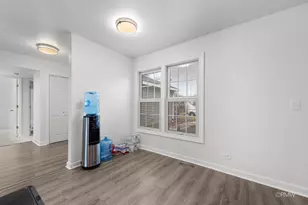 23 Hesterman Dr, Glendale Heights, IL 60139 - Photo 10