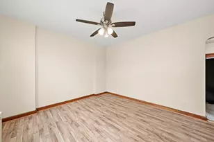 11400 S Champlain Ave, Chicago, IL 60628 - Photo 6