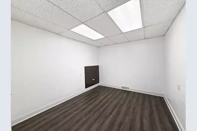 222 W Exchange Street, Freeport, IL 61032 - Photo 44