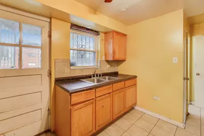 8613 S Ingleside Avenue, Chicago, IL 60619 - Photo 10