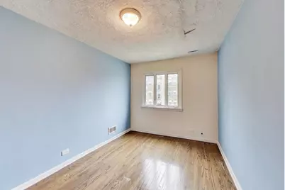 8613 S Ingleside Avenue, Chicago, IL 60619 - Photo 16