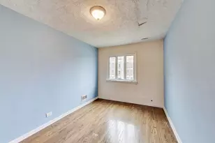 8613 S Ingleside Ave, Chicago, IL 60619 - Photo 16