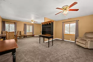 181 Tilton Park Dr, Dekalb, IL 60115 - Photo 32