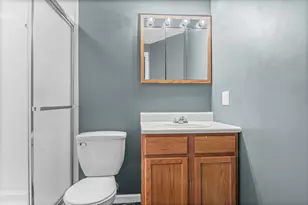 42 W Auburndale Ave, Cortland, IL 60112 - Photo 16