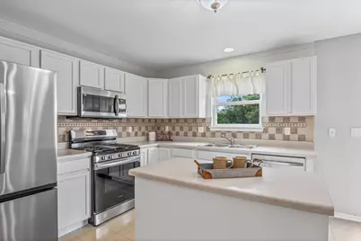 42 W Auburndale Avenue, Cortland, IL 60112 - Photo 10