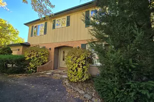 24656 S Willow Brook Trail, Crete, IL 60417 - Photo 2