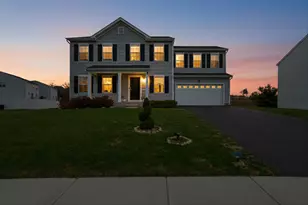 2122 Whitekirk Ln, Yorkville, IL 60560 - Photo 2