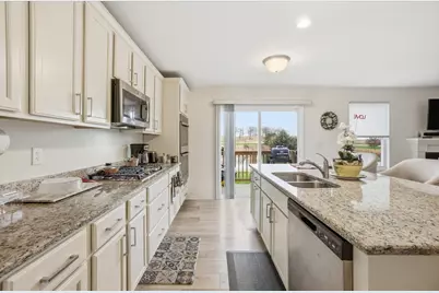 2122 Whitekirk Lane, Yorkville, IL 60560 - Photo 6