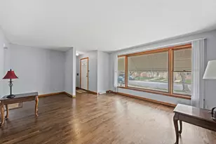 11038 S Ave N, Chicago, IL 60617 - Photo 10