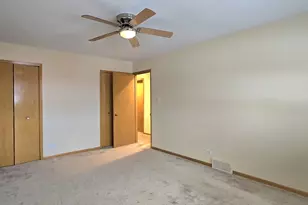 14920 Wentworth Ave, Dolton, IL 60419 - Photo 22