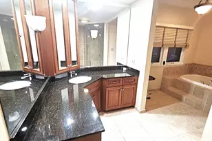 410 N Raynor Ave, Joliet, IL 60435 - Photo 42