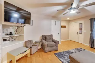 104 Waterbury Cir, Oswego, IL 60543 - Photo 6