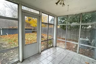 [Address not provided], Waukegan, IL 60085 - Photo 14