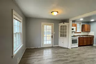 [Address not provided], Waukegan, IL 60085 - Photo 4