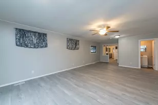 510 Forest Glen Dr, Round Lake Park, IL 60073 - Photo 16