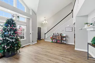 2007 Windcrest Ln, Joliet, IL 60431 - Photo 2