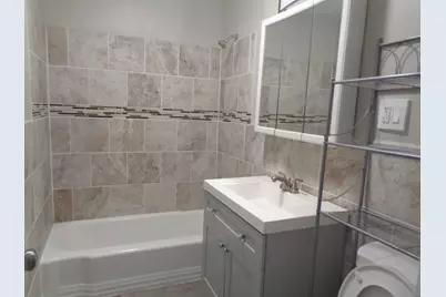 1340 N Main Street #A12, Wheaton, IL 60187 - Photo 8