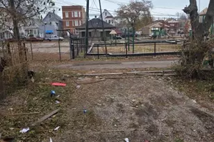 9651 S Ave N, Chicago, IL 60617 - Photo 2