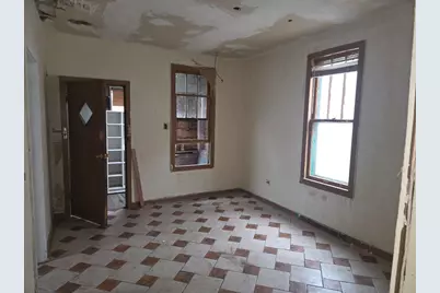 9651 S Avenue N, Chicago, IL 60617 - Photo 14