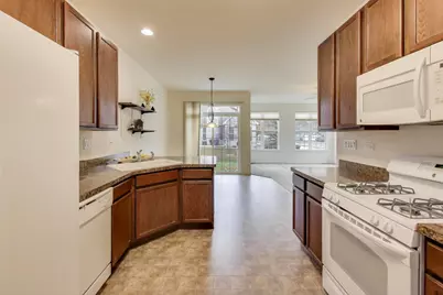 1129 Drury Lane, Aurora, IL 60502 - Photo 6