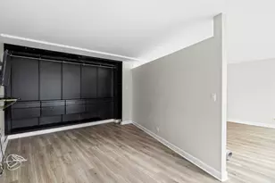 233 E Erie St, Chicago, IL 60611 - Photo 6