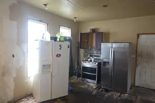 221 W 112th Pl, Chicago, IL 60628 - Photo 6