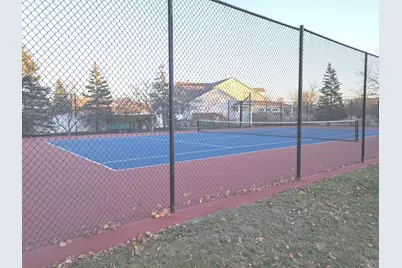 2927 Falling Waters Lane, Lindenhurst, IL 60046 - Photo 26