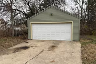 2120 S 6th St, Rockford, IL 61104 - Photo 22