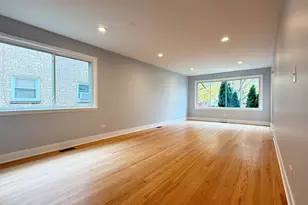 1345 N Latrobe Ave, Chicago, IL 60651 - Photo 8