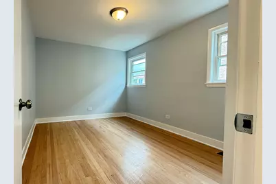 1345 N Latrobe Avenue, Chicago, IL 60651 - Photo 10