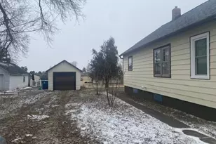 412 W 2nd St, Lostant, IL 61334 - Photo 14