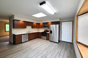 318 Campbell Ave, Calumet City, IL 60409 - Photo 10