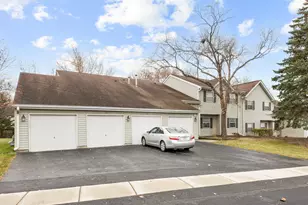 537 E Shag Bark Ln, Streamwood, IL 60107 - Photo 18