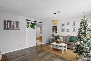 140 Choctaw Trail, Loda, IL 60948 - Photo 4