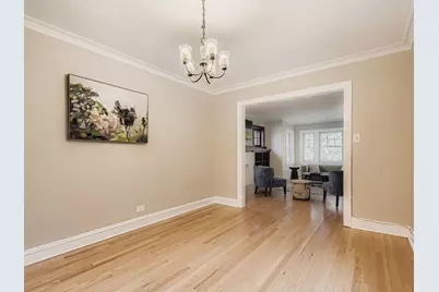 5704 N Artesian Avenue #3N, Chicago, IL 60659 - Photo 8