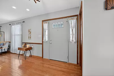 9623 S Carls Drive, Plainfield, IL 60585 - Photo 4