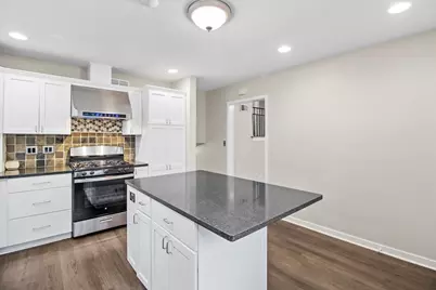 [Address not provided], Wilmette, IL 60091 - Photo 8