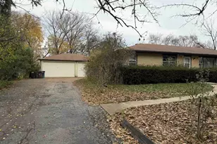 18W308 Sidney Ave, Villa Park, IL 60181 - Photo 4