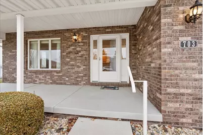 703 Kingwood Drive, El Paso, IL 61738 - Photo 2