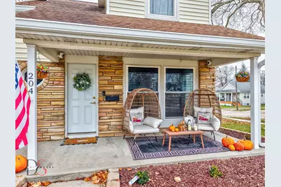 204 N Woodland Avenue, Oglesby, IL 61348 - Photo 4
