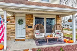 204 N Woodland Ave, Oglesby, IL 61348 - Photo 4