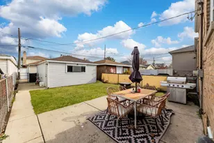 5105 S Mobile Ave, Chicago, IL 60638 - Photo 16