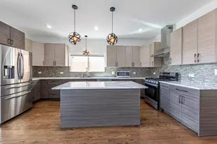 6119 W 55th St, Chicago, IL 60638 - Photo 8