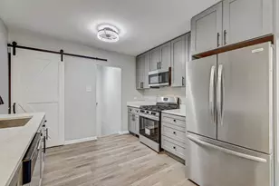 2014 S 7th Ave, Maywood, IL 60153 - Photo 8