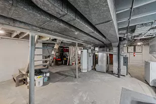 953 Hirsch Blvd, Calumet City, IL 60409 - Photo 14