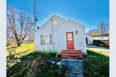 303 E 1st Street, Cedar Point, IL 61316 - Photo 2